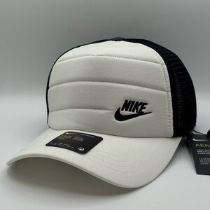 Nike Puffer Trucker Hat